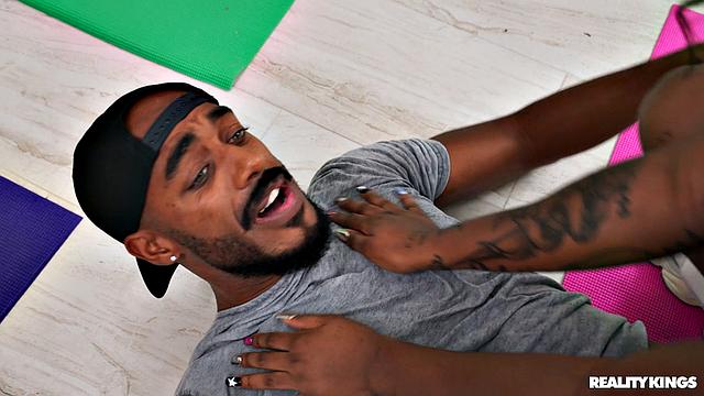 Sexy Workout with Sorority Babes