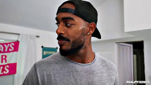 Sexy Workout with Sorority Babes