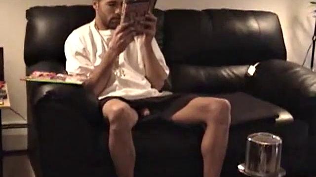 Энрике вставляет по-крупному своим толстым хуем