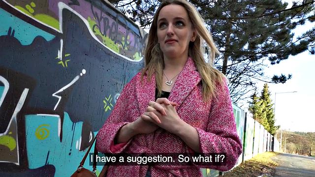 Real lady sucks and gets fucked in amateur POV for cash