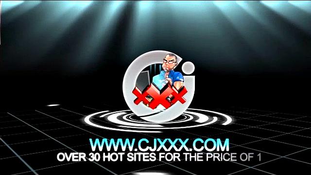 Калеб дрочит свой волосатый член и мощно кончает