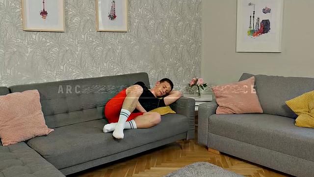 Archie Hunt Bangs Jacob Dolce