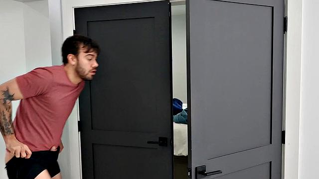 Hugetitted PAWG cock riding