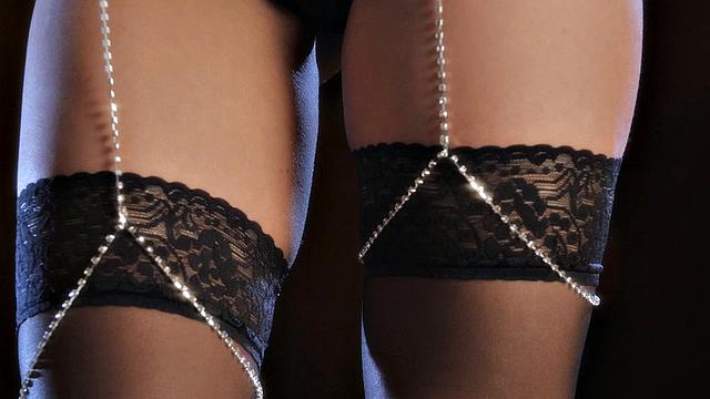 Alina Lopez Masturbates in Lingerie