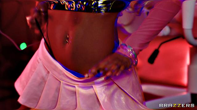 Distracting The Gaming Girl