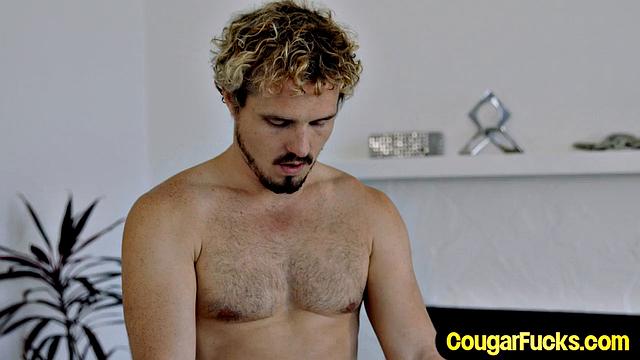 Athletic busty MILF riding her BF