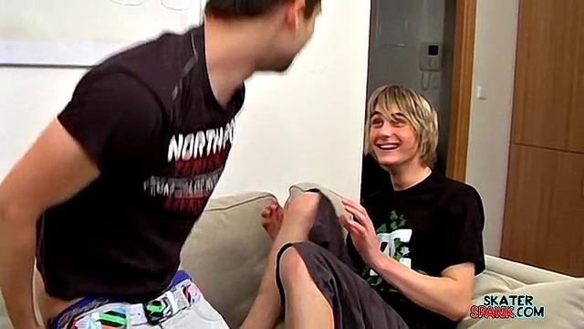 Spank and Blowjob Time! - Jerry and Sonny