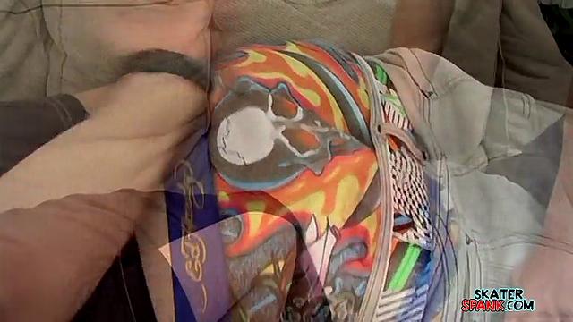 Spank and Blowjob Time! - Jerry and Sonny