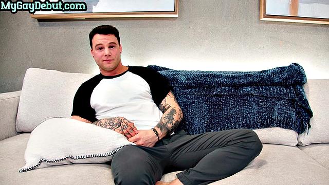 Muscular inked jock jerking his cock