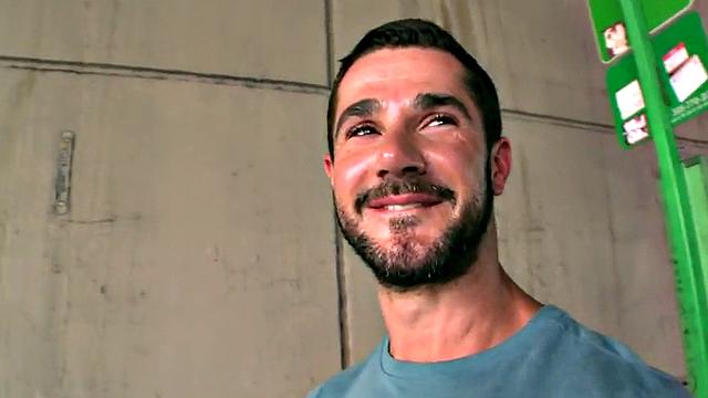 Nubian picked up assfucked outdoor by white stud