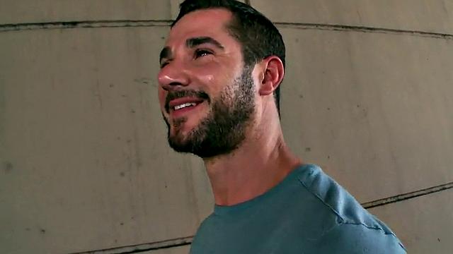 Nubian picked up assfucked outdoor by white stud