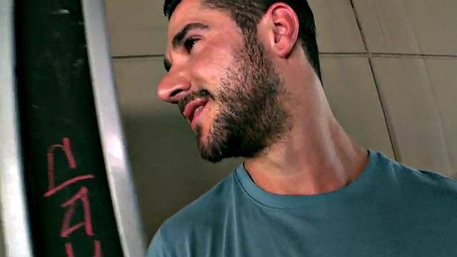 Nubian picked up assfucked outdoor by white stud