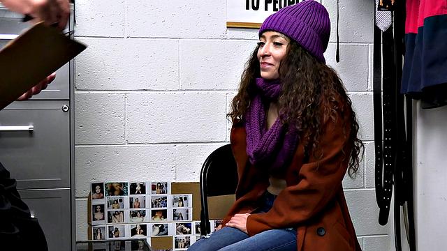 Case No. 7906225 - The Happy Holidays Thief