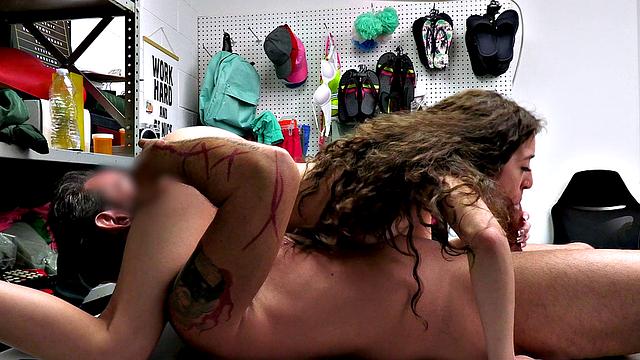 Case No. 7906225 - The Happy Holidays Thief