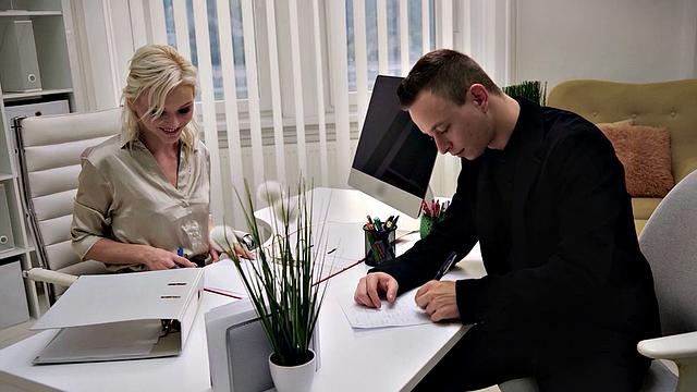 21 SEXTURY - Naughty Blonde Zazie Skymm Fucks Her Coworker After Peeing On Herself