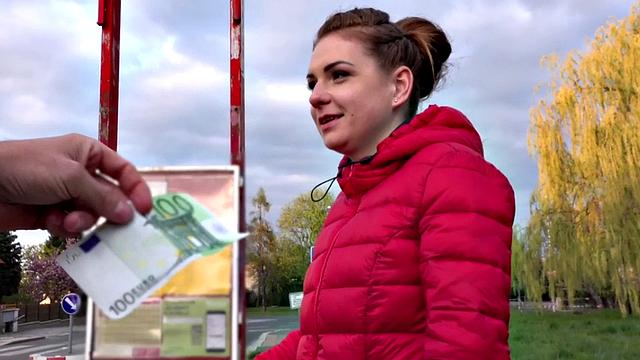 Roundass eurobabe doggystyled after pickup