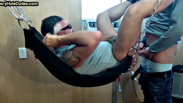 Amateur DILF gets fucked in sling at home by his top BF