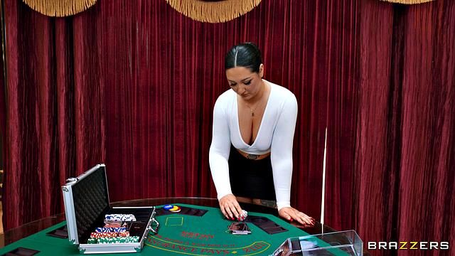 Cumming for the High Rollers