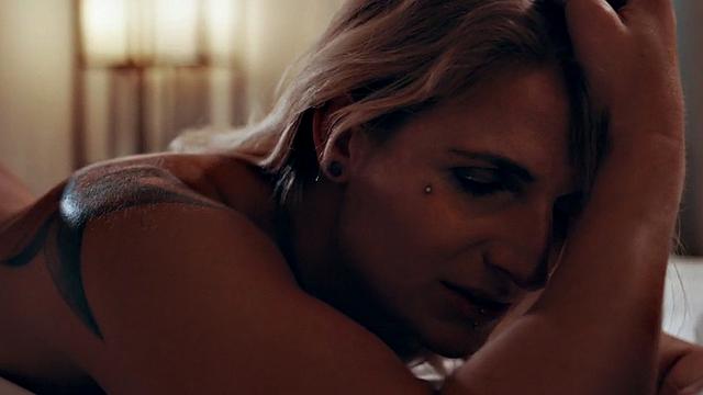 Thick trans rimmed and barebacked in erotic couple