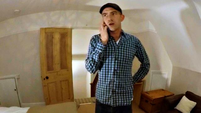 Дэнни Д жёстко трахает Эмбер Джейн и Бруклин Блю разными позами, кончает на лицо обеим взрослым женщинам.