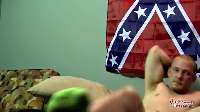 Красавчик Кантри получает киску - Kuntry