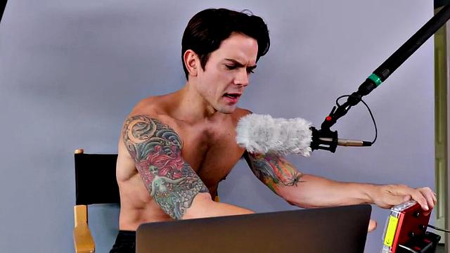 Athleti Tattooed Stud Bareback By Bf At Home