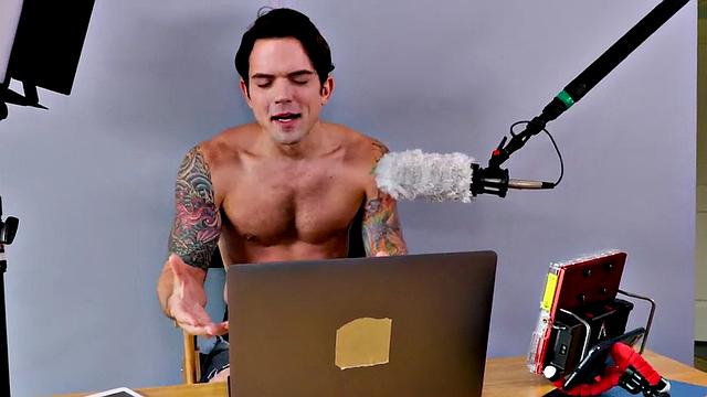 Athleti Tattooed Stud Bareback By Bf At Home