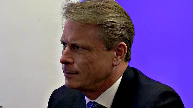 Experience Sexual Memories with a bald blonde in stockings and high heels