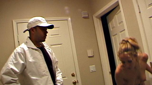 Blonde Taylor Sucks and Blowjob Dick