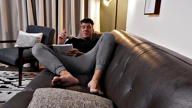 StepDaddy Wants Stepson's Cock - NextDoorTaboo