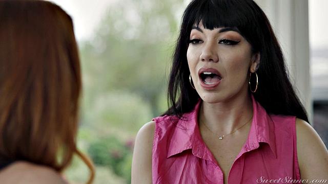 The Hot Wives 7 - Deep Inside My Wifey