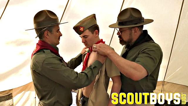 SCOUT JOHNNY Chapter 3 - Pledge
