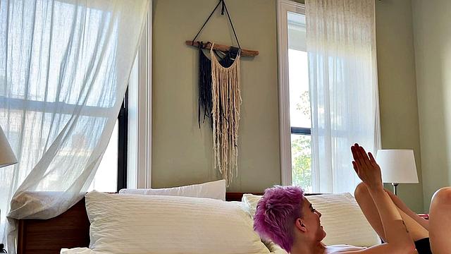 Colored hair lez pussylicked by inked queer at home