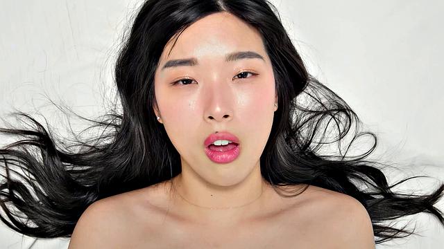 VIVID - Anna Claire Clouds Gets Fucked Hard By Vince Karter In Steamy Anal Session