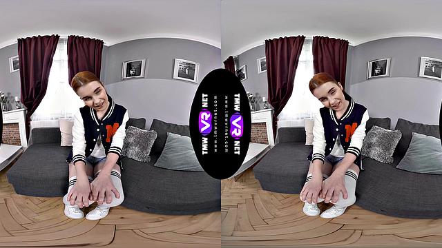 Solo orgasm before college class