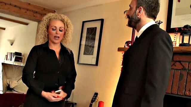 реубекка смит возвращается после 12 лет для жаркой ебли