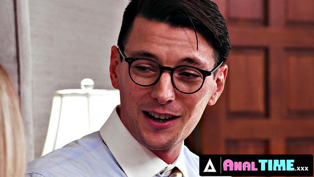ANALTIME.XXX - Rebel Rhyder Down On Luck поднимает настроение жёстким анальным блоубэнгом