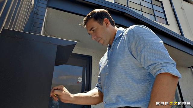 Horny MILF's It List 