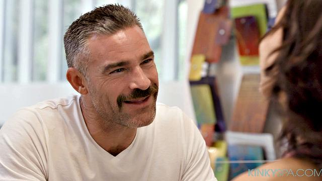 Alexis Tae gets a massage at the KinkySpa