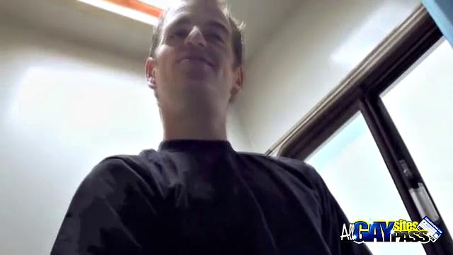 Amateur Hottie Jerking Big Cock