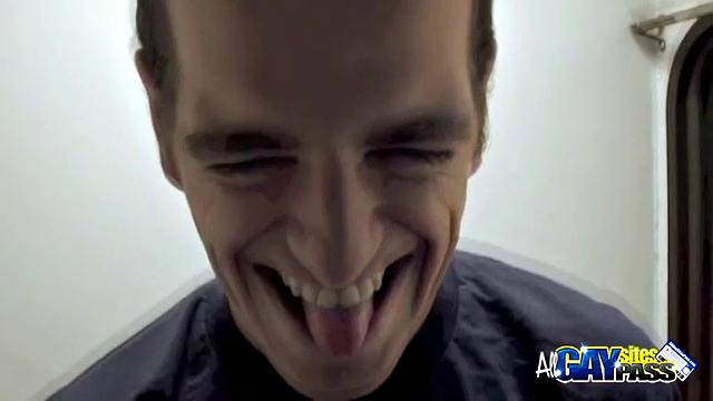 Amateur Hottie Jerking Big Cock