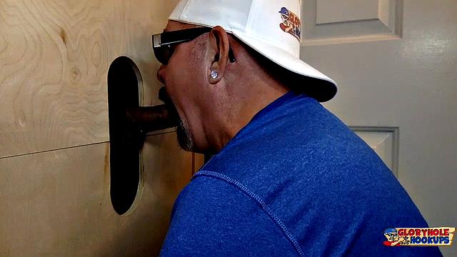 Young Cock Gets Sucked At The Gloryhole