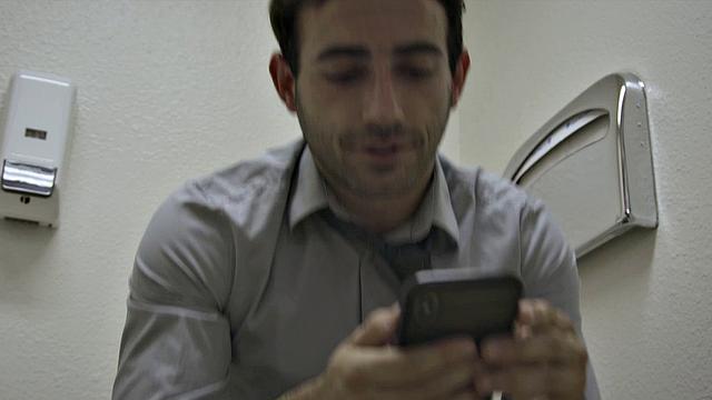 две разъярённые сотрудницы трахнули своего босса из мести