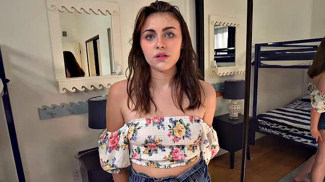 Kinky Family - Selina Bentz - Stepsis slurping pussy