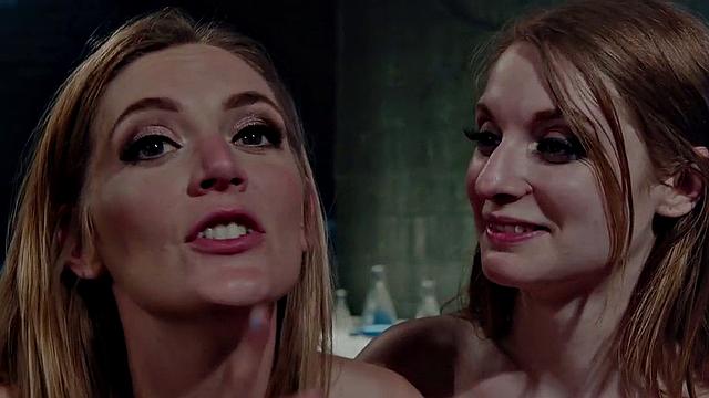 Facesitting domme tied her sub while toying her