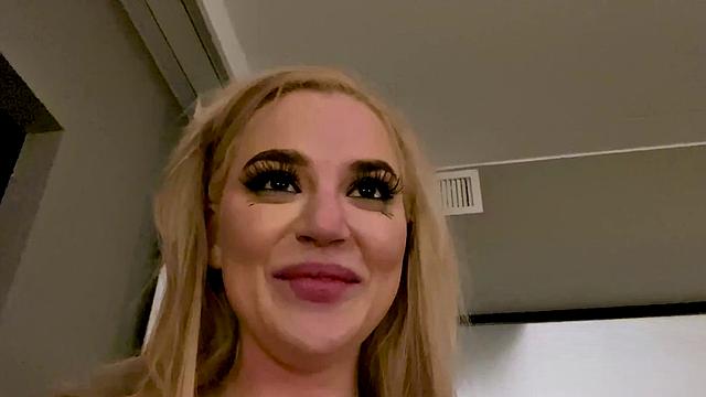 Blake Blossom Vs. Hungry Hella