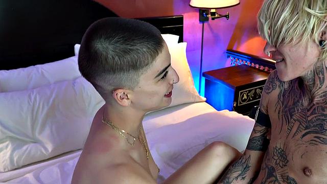 21yo TS pussyboy licked by lez babe in bedroom