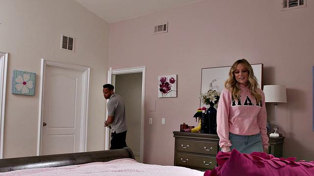 Sorority Babe BBC Pounded - River Lynn
