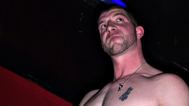 Muscled jock Fucks gay club Bottom after getting sucked