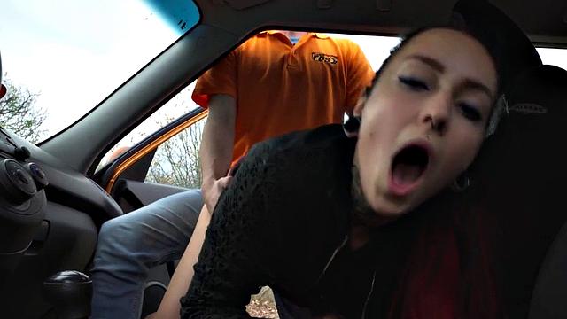 Amateur driving student rammed